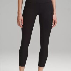 Lululemon NWT size 4 High Rise 25’ Grid w/Texture